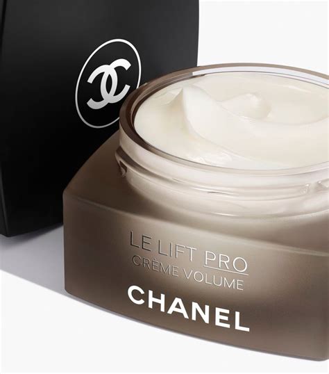 chanel crema viso pelle grassa|LE LIFT CRÈME.